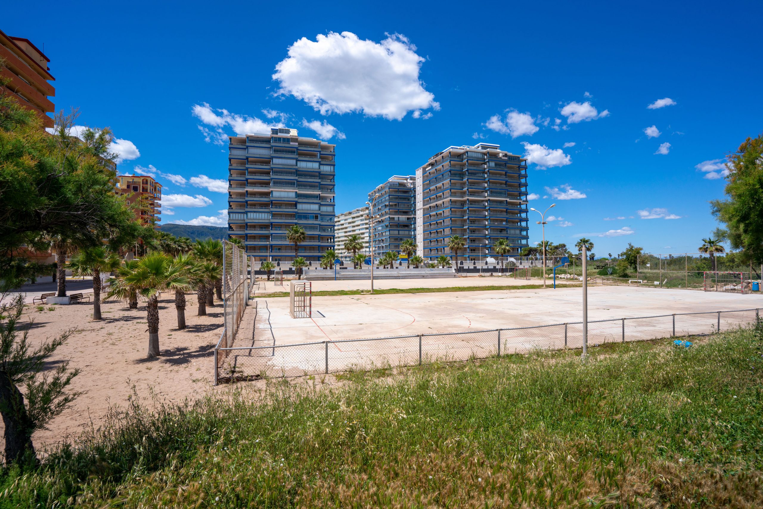 Playa de Tavernes de la Valldigna en familia