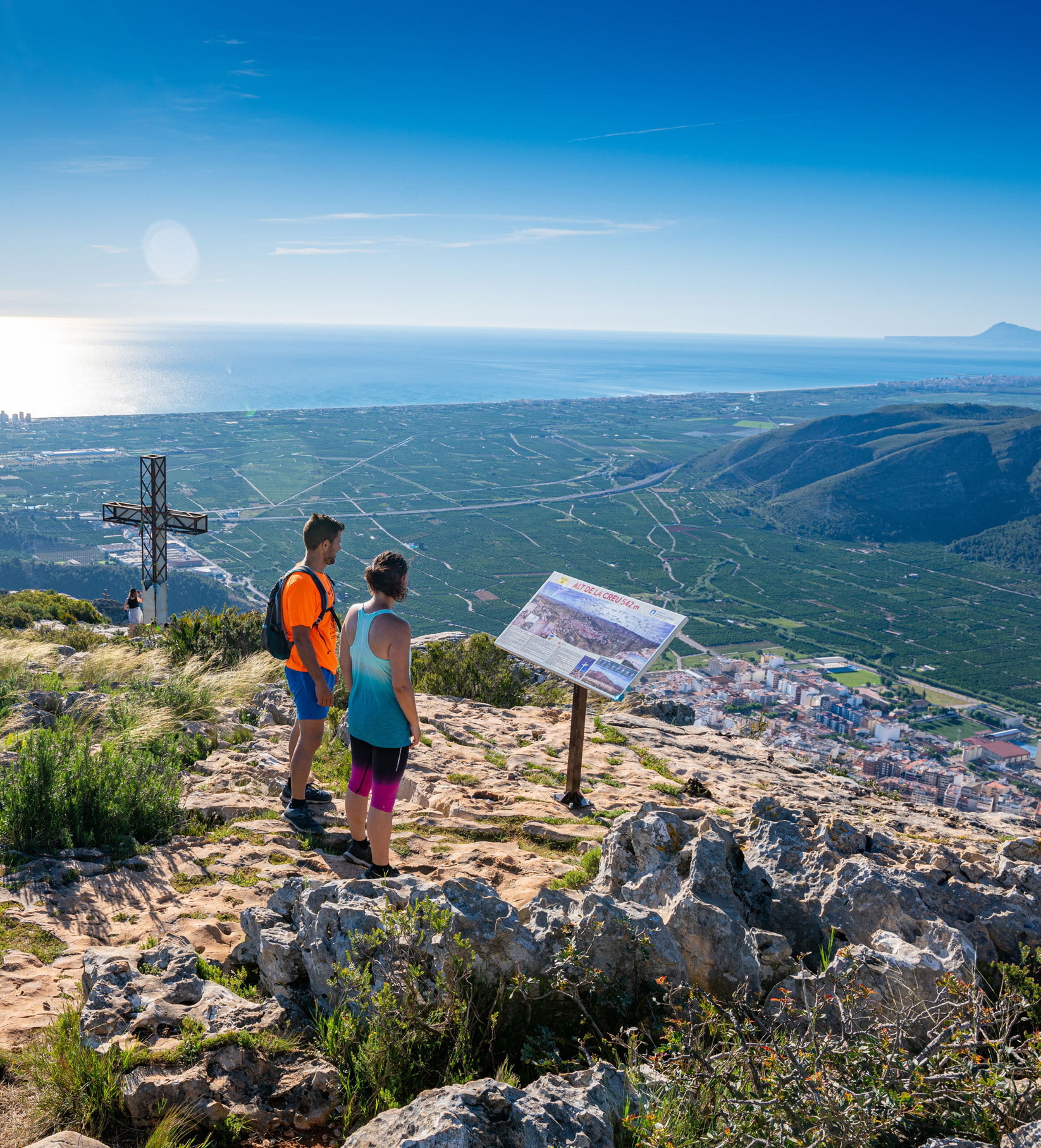 Mirador y panorámica de la Ruta de les Creus
