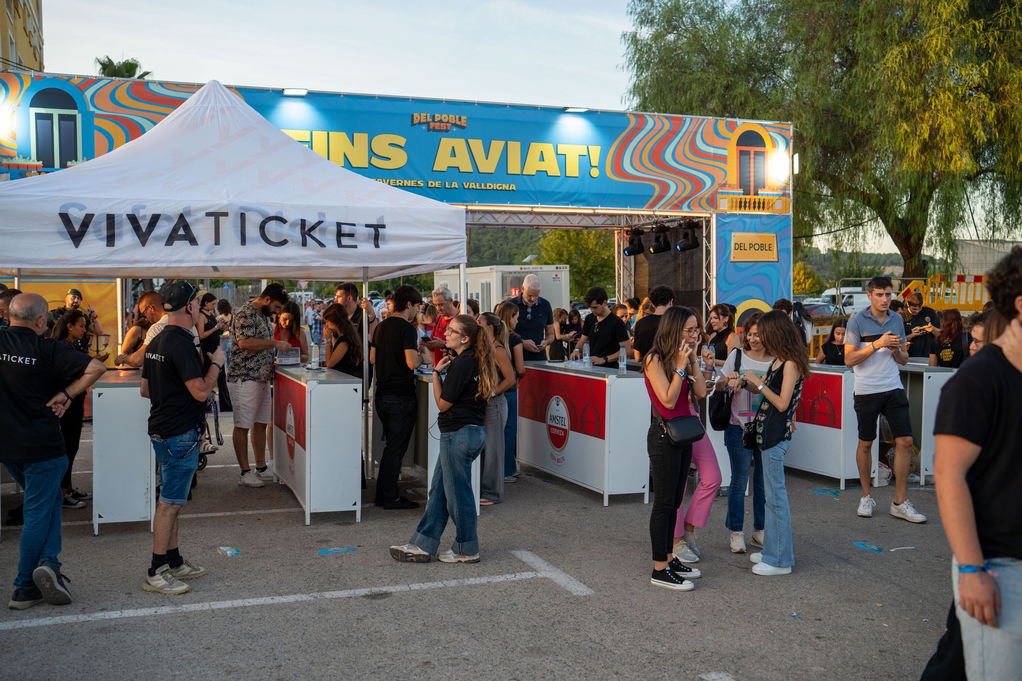 Entrada al festival Del Poble Fest a Tavernes de la Valldigna