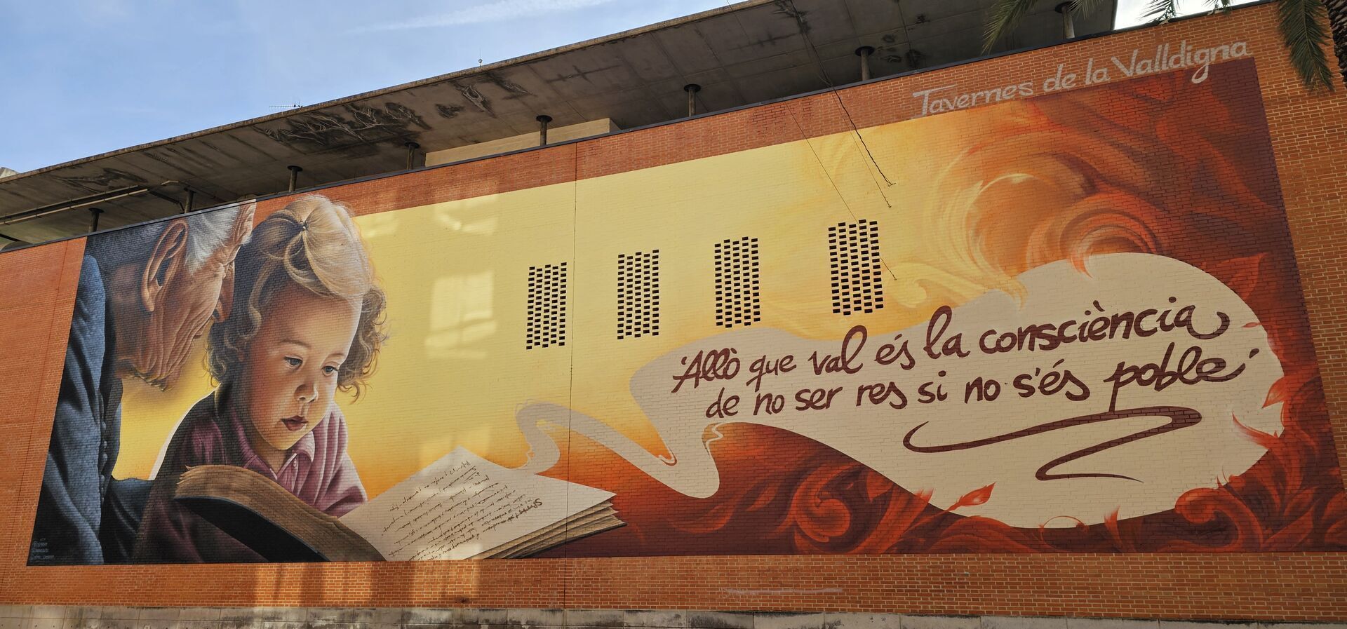 Mural d’Estellés a la Casa de la Cultura de Tavernes