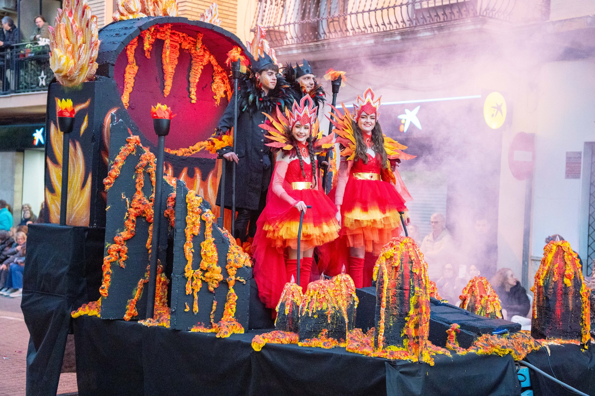 Cabalgata del Ninot de las Fallas de Tavernes