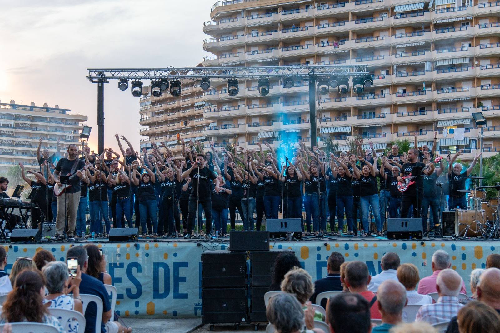 Cant comú del Festival de Corals Cançons a la Mar a Tavernes