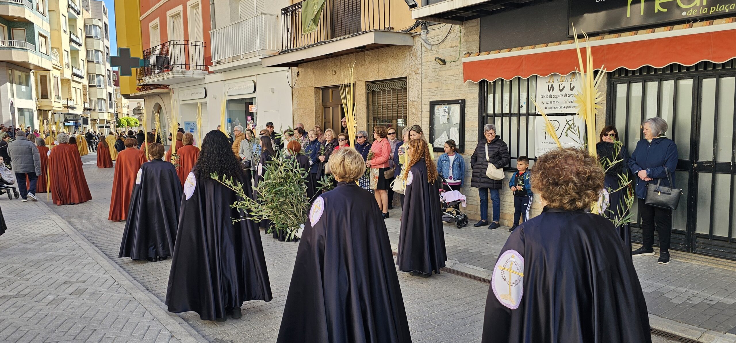 Benedicció de palmes en Diumenge de Rams a Tavernes