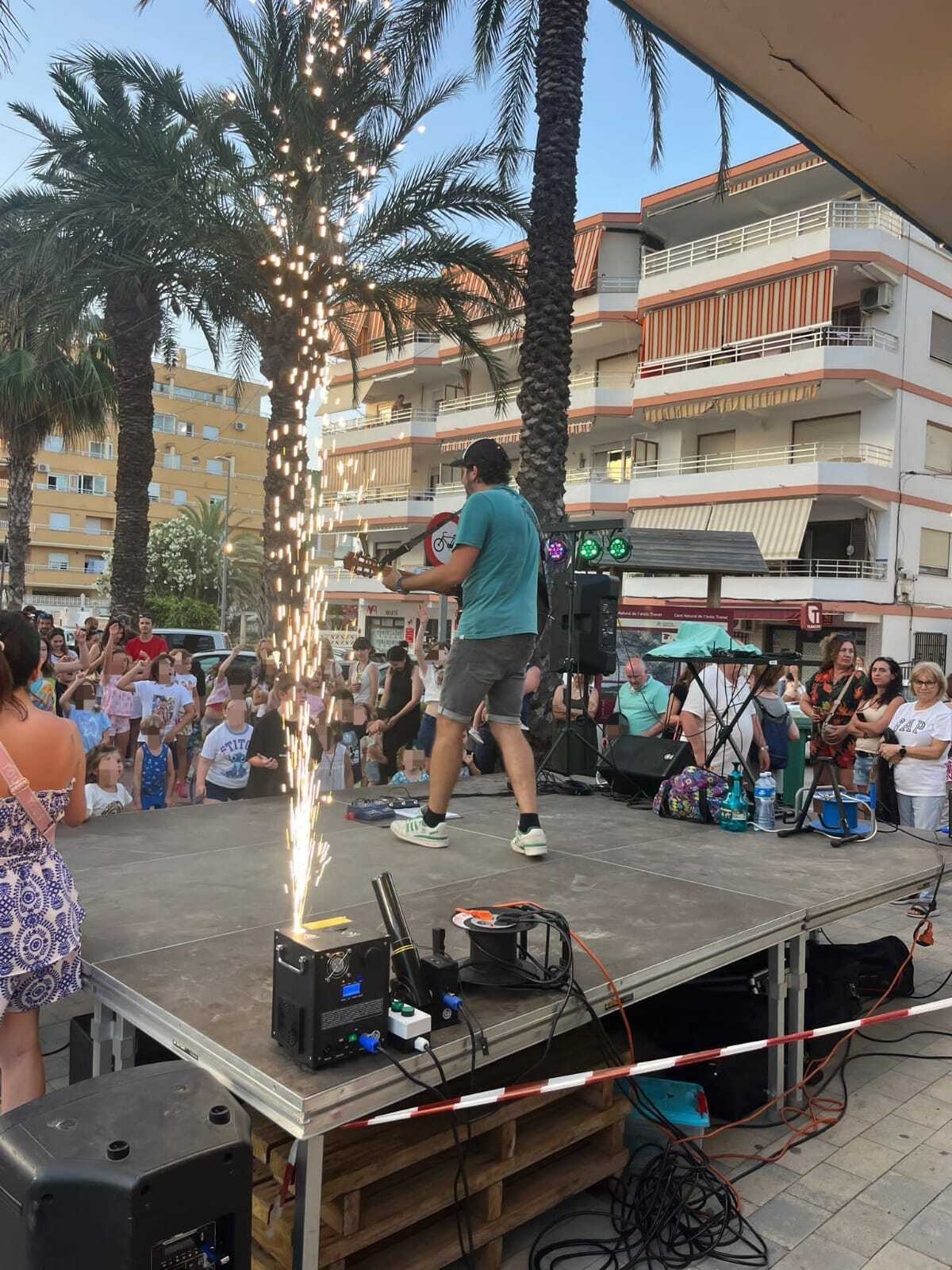 Actividades infantiles de San Juan en Tavernes