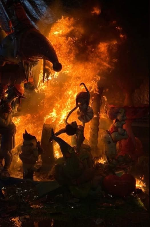 Cremà de las Fallas de Tavernes de la Valldigna